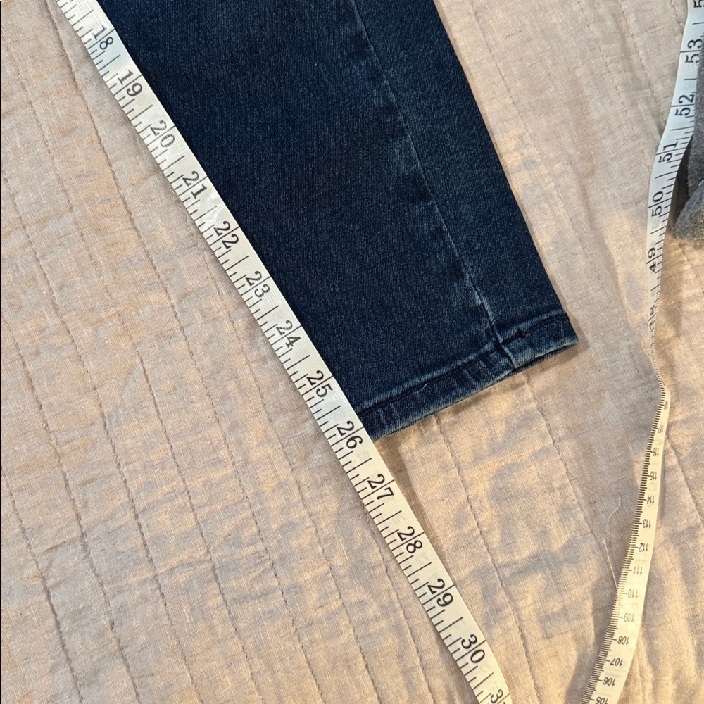 Levi's Dark Indigo High Rise Jeans - Picture 5 of 7